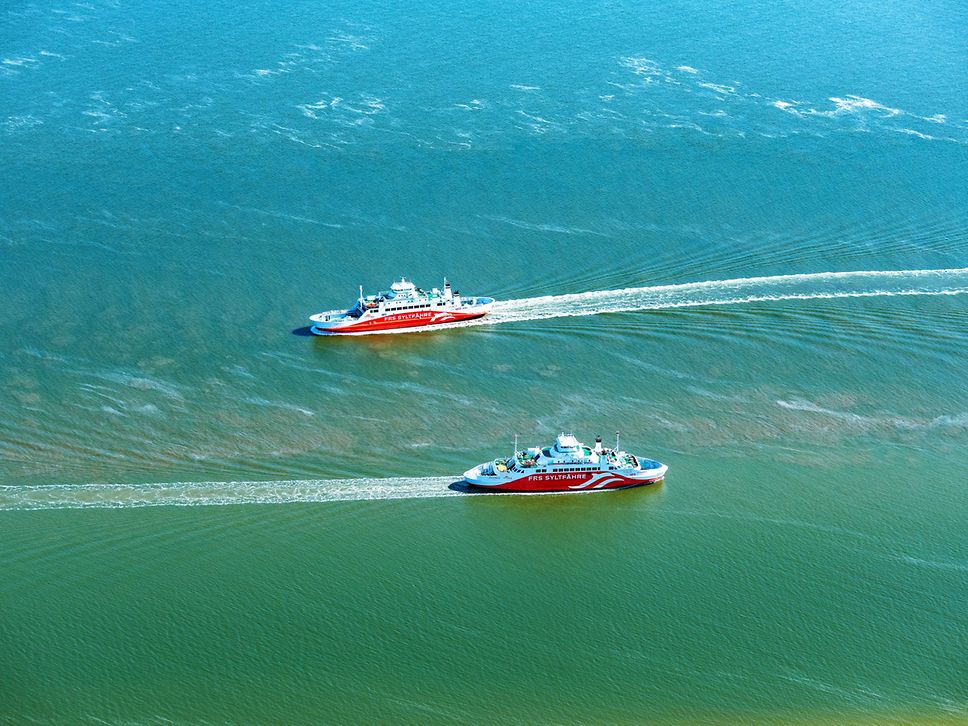 Syltfähre iM Wattenmeer zwischen Sylt und Dänemark